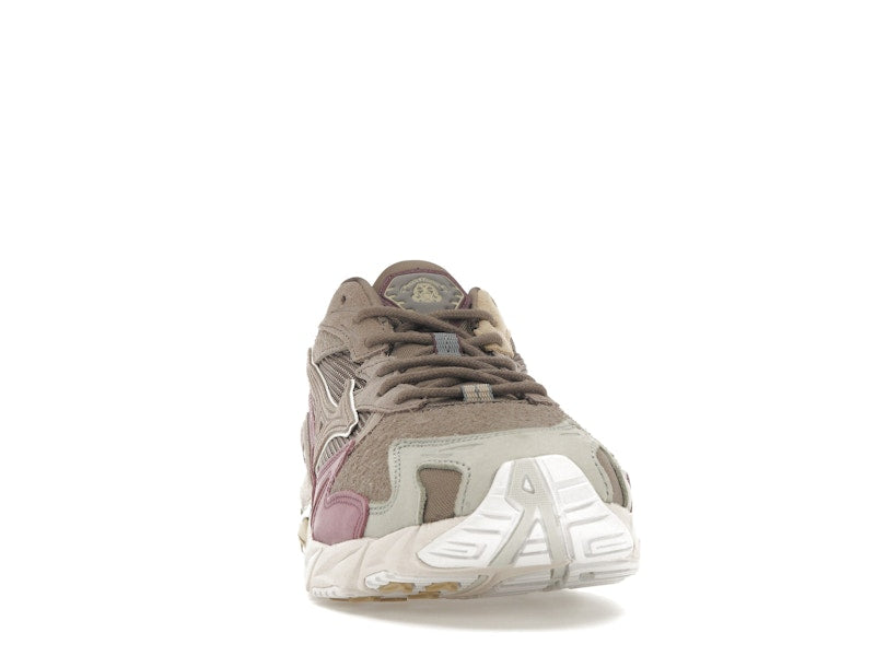 Mizuno Wave Rider 10 Footpatrol Rust
