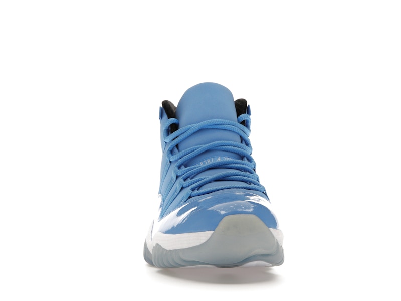 Jordan 11 Retro Pantone
