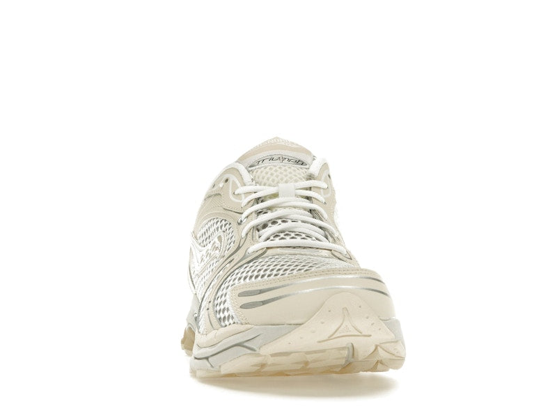 Saucony ProGrid Triumph 4 Highsnobiety Cream