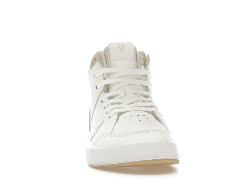 On The Roger Clubhouse Mid White Savannah (Women's)
