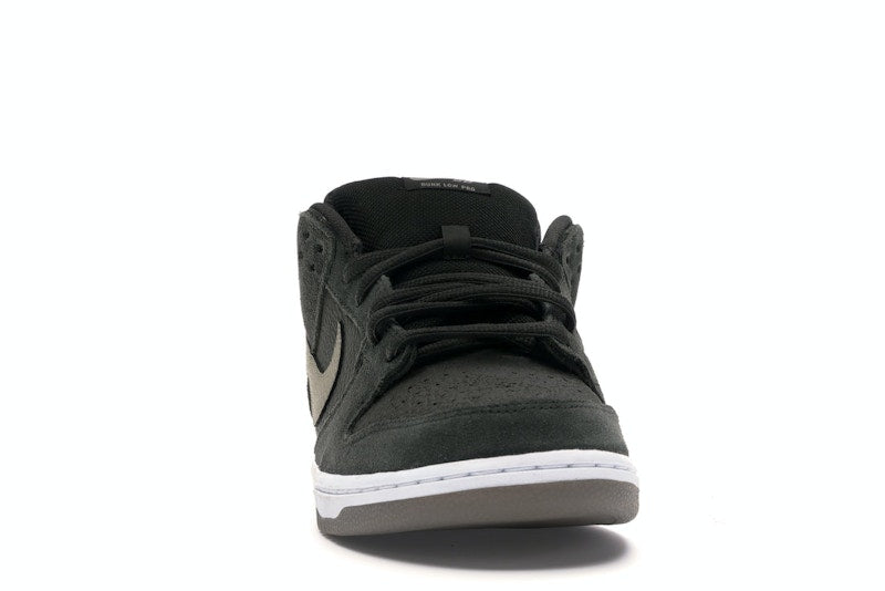 Nike SB Dunk Low Sequoia White Gum