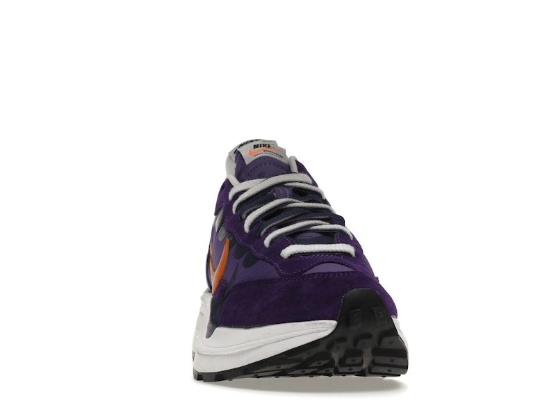 Nike Vaporwaffle sacai Dark Iris