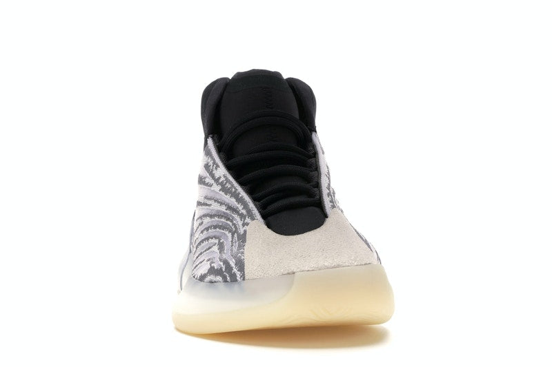 adidas Yeezy QNTM (Lifestyle Model)