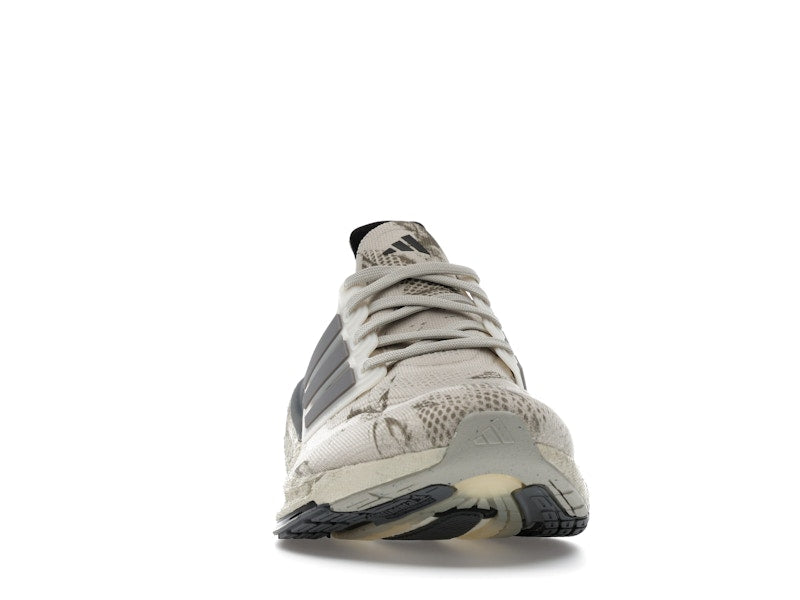 adidas Ultra Boost Light Worn-Out
