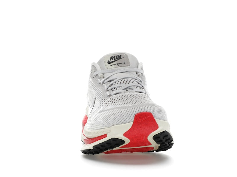 Nike Vomero 18 Platinum Tint Siren Red Light Smoke Grey Metallic Pewter