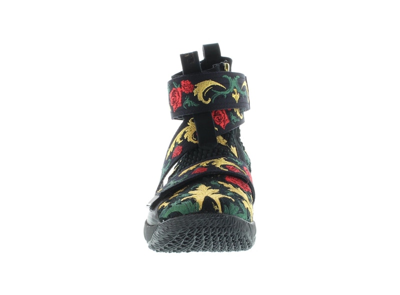 Nike LeBron 15 Lifestyle KITH King's Crown