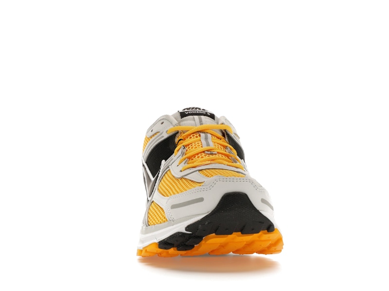 Nike Zoom Vomero 5 Photon Dust Laser Orange
