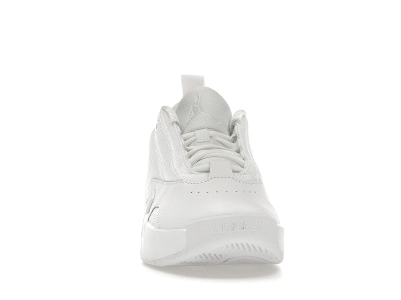 Jordan Max Aura 6 White Metallic Gold (Women's)
