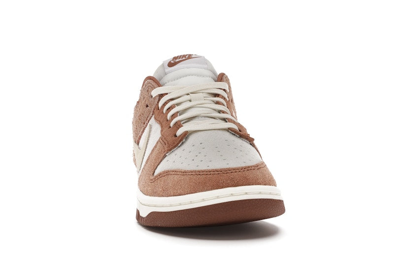 Nike Dunk Low Medium Curry