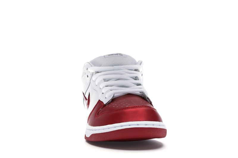 Nike SB Dunk Low Supreme Jewel Swoosh Red