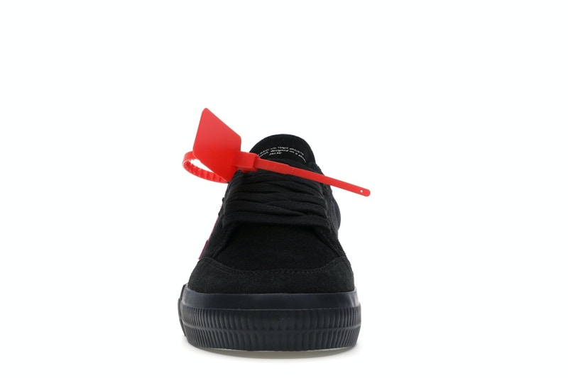 OFF-WHITE Vulc Low Black Fuchsia