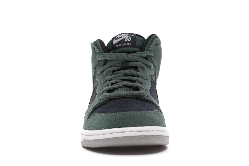 Nike SB Dunk Mid Nori