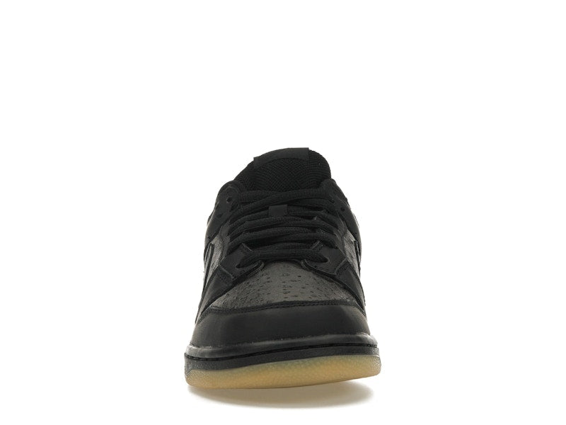 Nike SB Dunk Low Ostrich