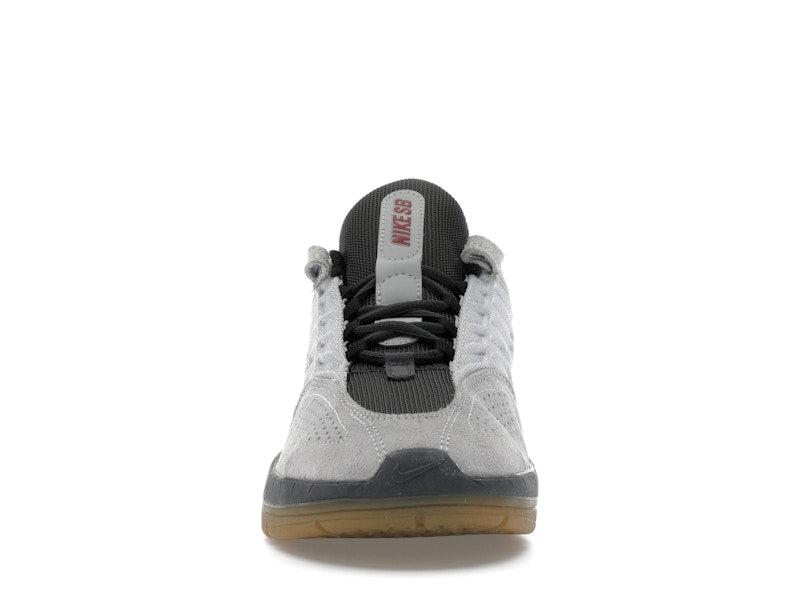 Nike SB Vertebrae Light Smoke Grey Dark Smoke Grey Black Dark Team Red