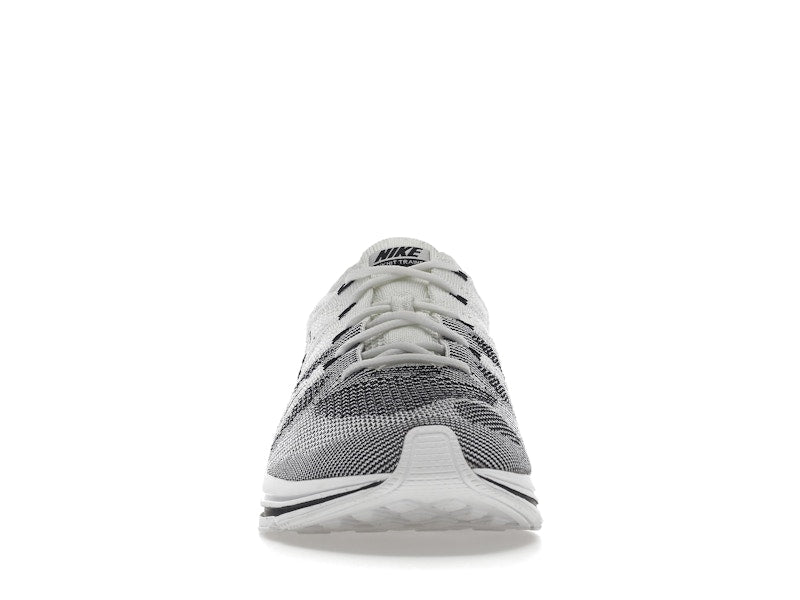 Nike Flyknit Trainer White Black