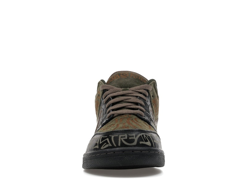 Nike SB Dunk Low Doernbecher
