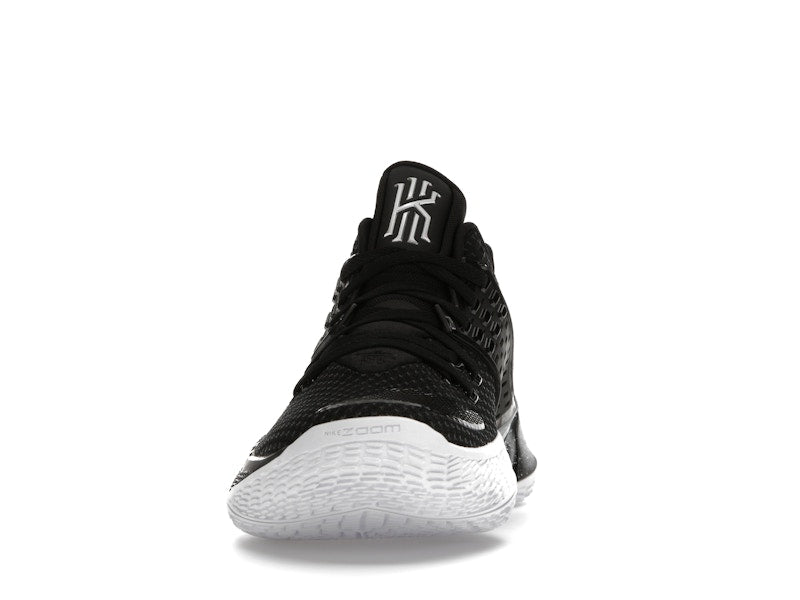 Nike Kyrie Low 2 Black Metallic Silver