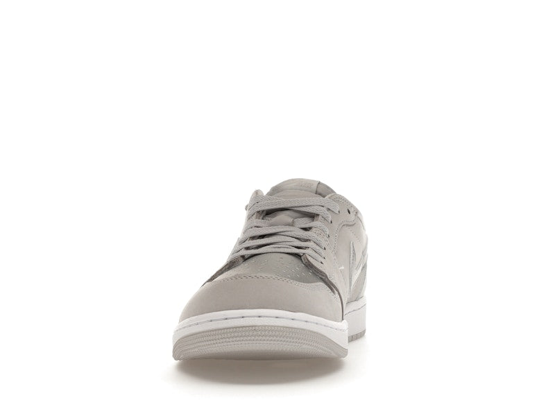 Jordan 1 Low OG Metallic Silver