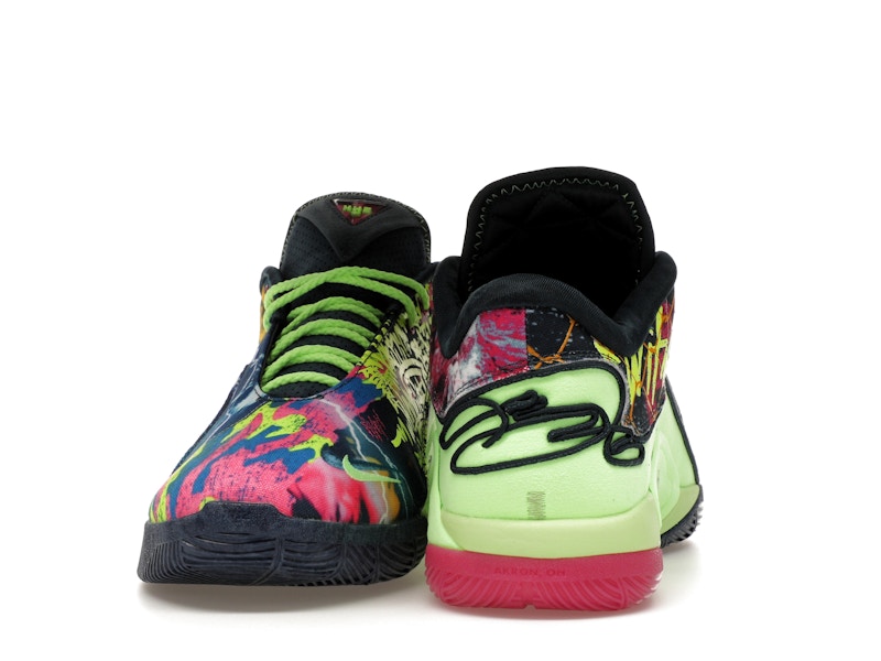Nike LeBron 22 Bryce's World