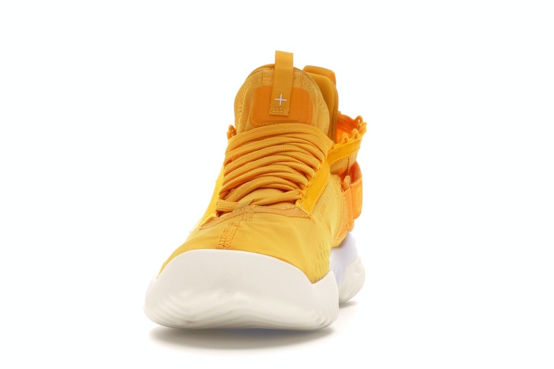 Jordan Proto React University Gold White