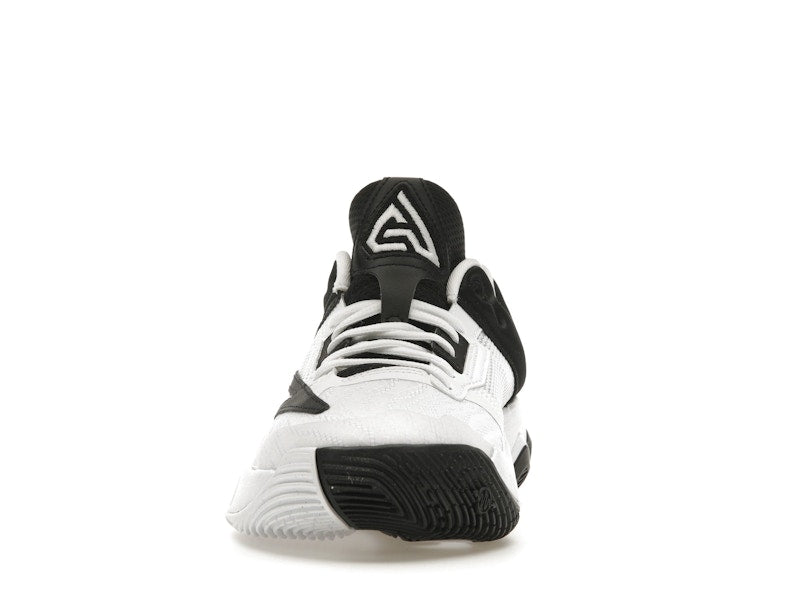 Nike Giannis Immortality 3 Oreo