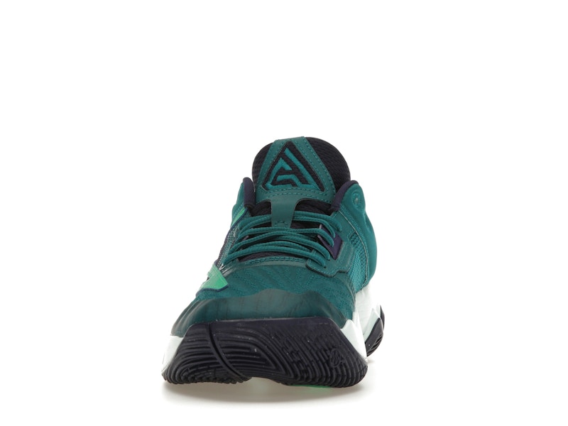 NIke Giannis Immortality 3 Geode Teal Purple