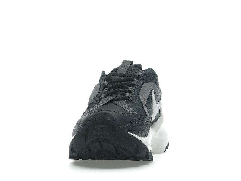 Nike TC 7900 Anthracite Platinum Tint Smoke Grey Metallic Platinum (Women's)