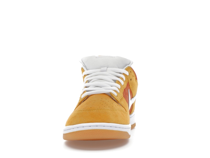 Nike SB Dunk Low Chocolate Skateboards Sun