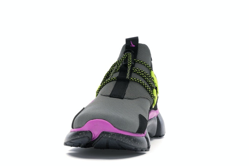 Nike Pocketknife River Rock