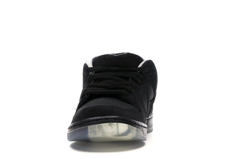Nike SB Dunk Low Atlas 35MM Black (Special Box W/ Accessories)