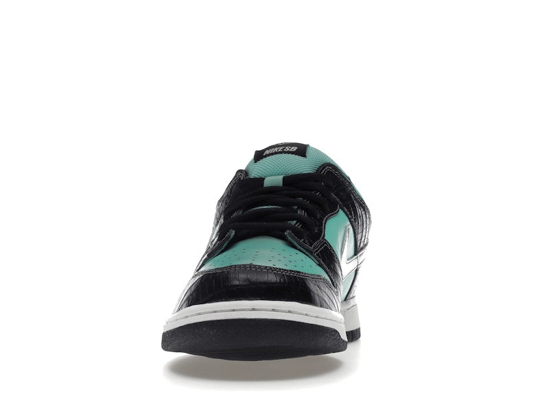 Nike SB Dunk Low Diamond Supply Co.