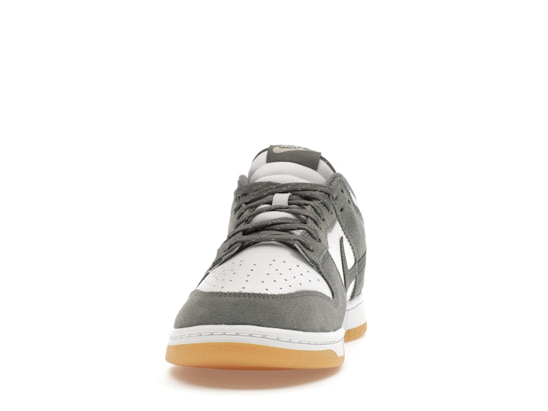 Nike Dunk Low Smoke Grey Gum 3M Swoosh