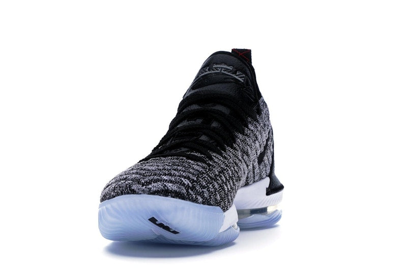 Nike LeBron 16 Oreo