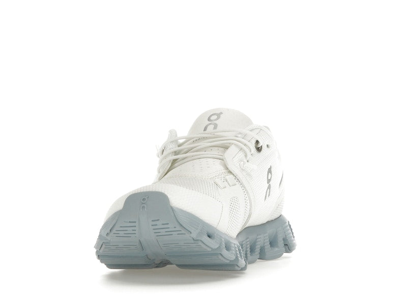 On Running Cloud 5 White Chambray (Women's)