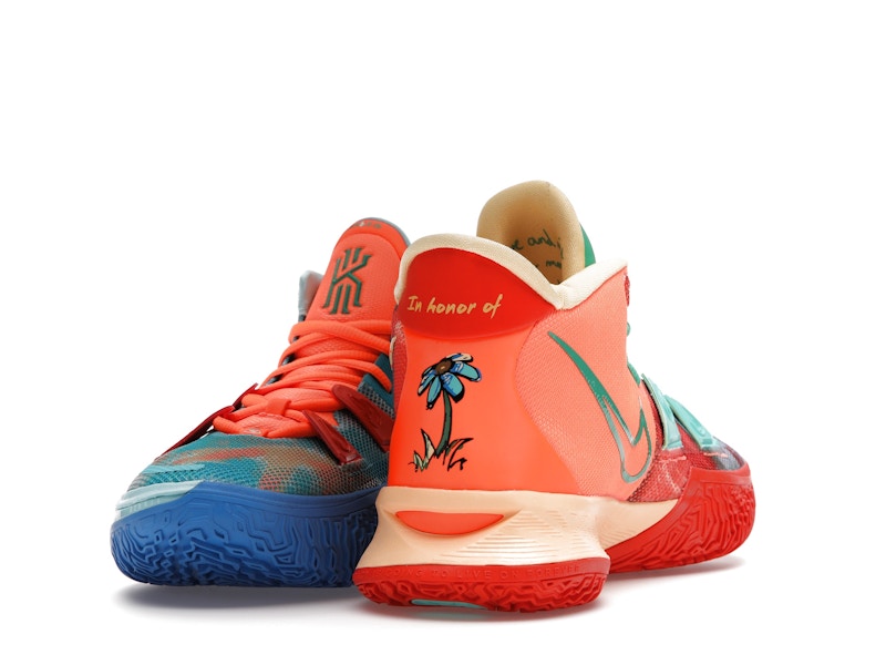 Nike Kyrie 7 Sneaker Room Fire and Water