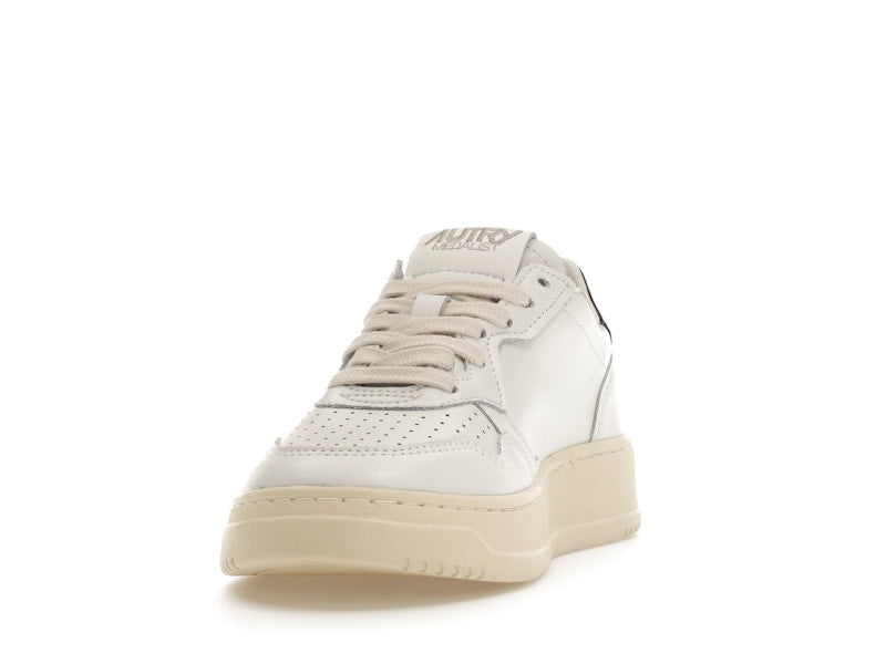 Autry Medalist Leather Low White Black Tab (Women's)