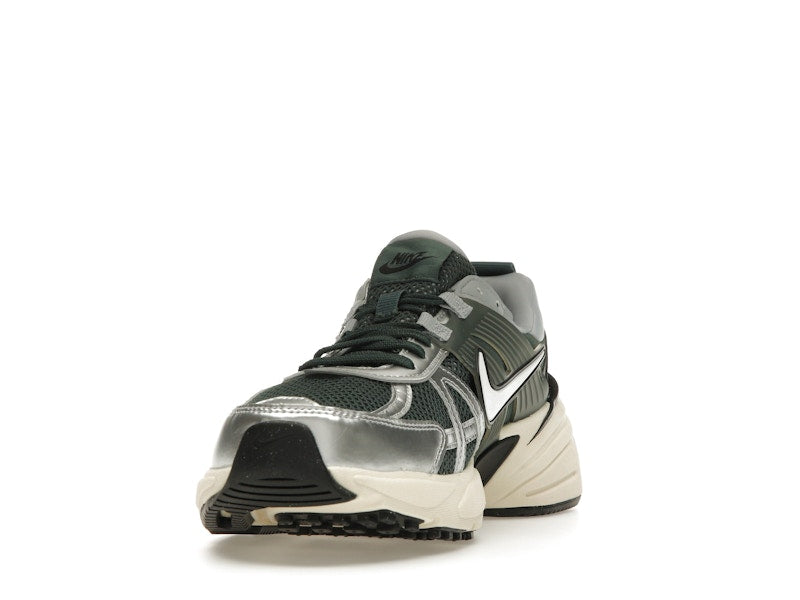 Nike V2K Run Vintage Green
