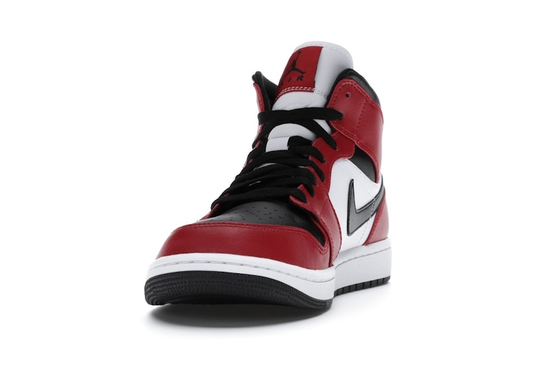 Jordan 1 Mid Chicago Toe