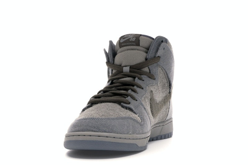 Nike SB Dunk High Tauntaun