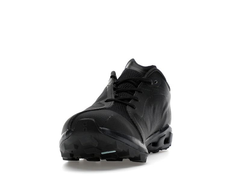 On Running Cloudventure Peak POST ARCHIVE FACTION Black Magnet (Women's)