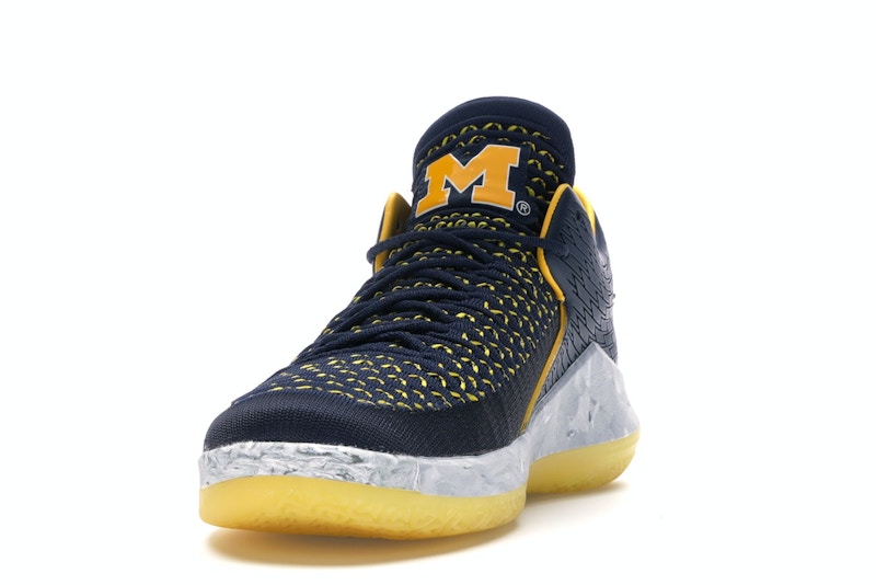 Jordan XXXII Low Michigan