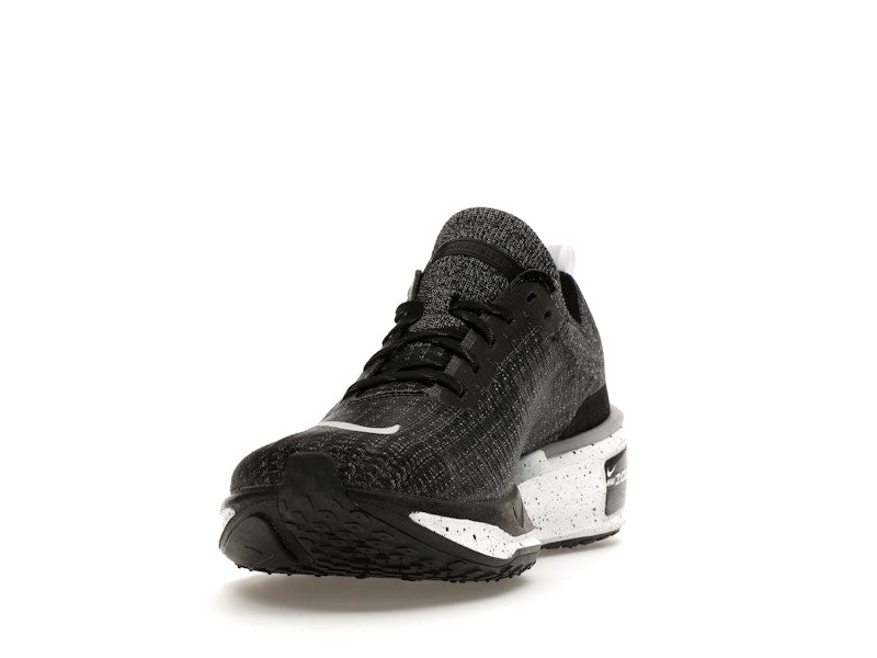 Nike ZoomX Invincible Run 3 Oreo