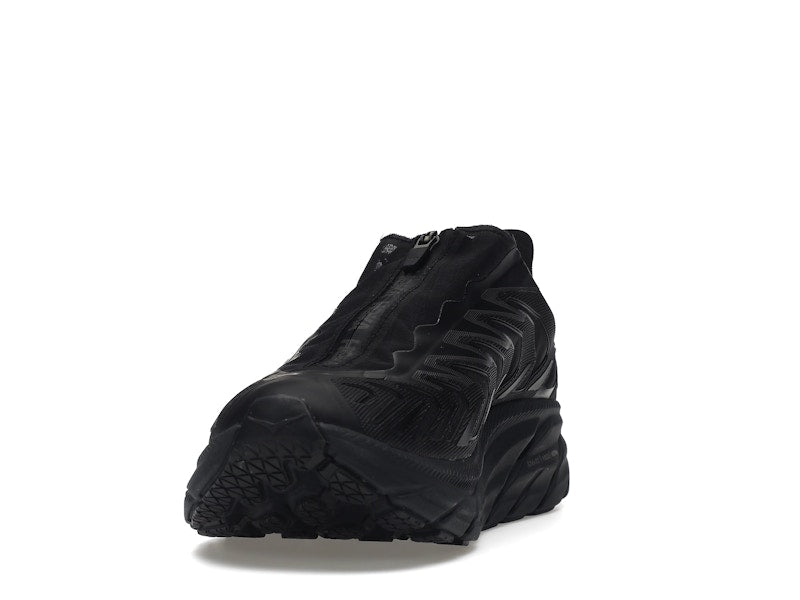Hoka One One Project Clifton Triple Black