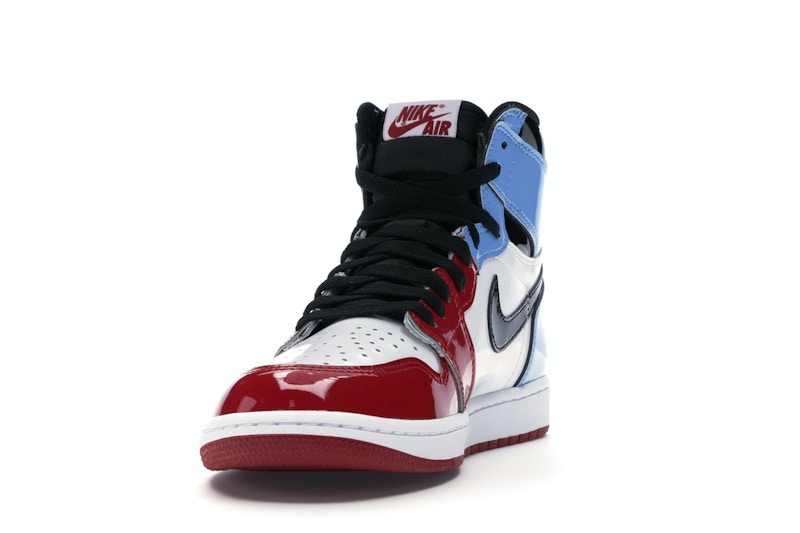 Jordan 1 Retro High Fearless UNC Chicago