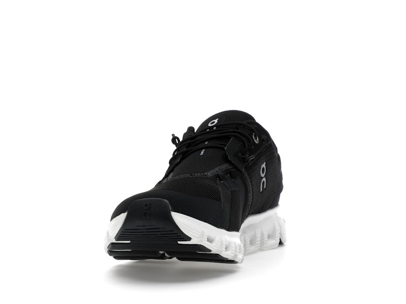 On Running Cloud 6 Black White (Women's)