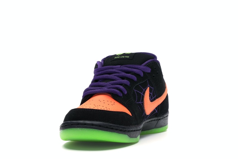 Nike SB Dunk Low Night of Mischief Halloween