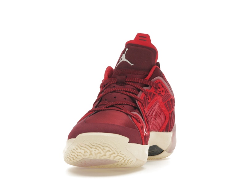 Jordan 37 Low Lift Up (Women's)