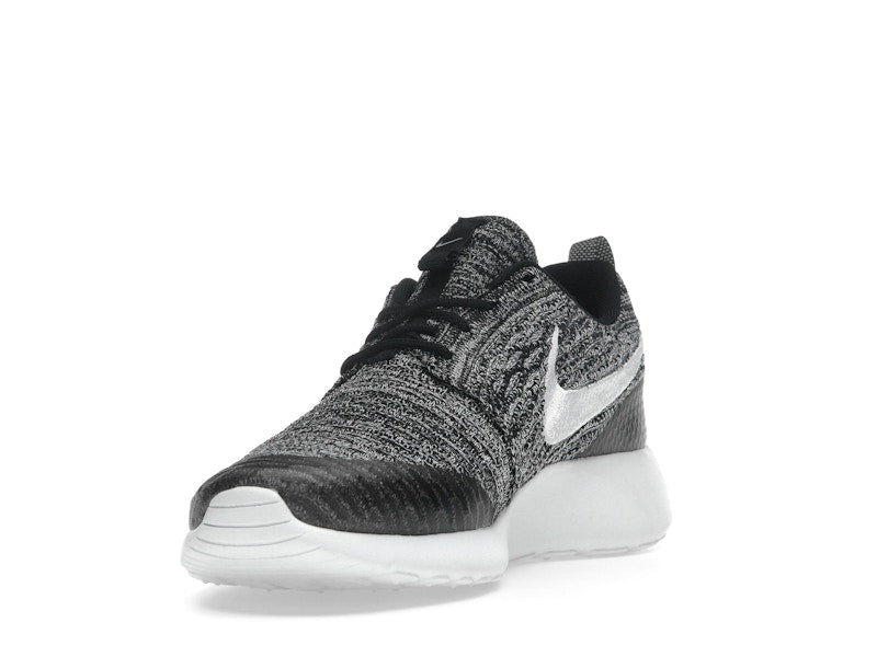 Nike Roshe One Flyknit Black White Cool Grey (Women's)