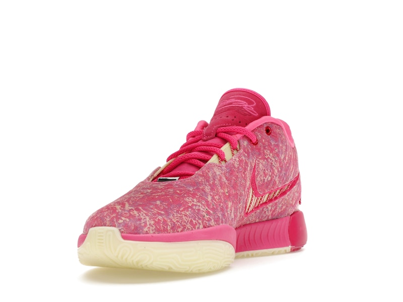 Nike LeBron 21 The World Is Your Oyster