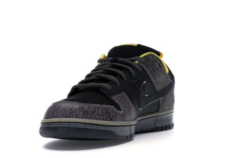 Nike SB Dunk Low Yellow Curb